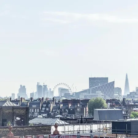 Amanah Properties - Luxury 2 Bed Chelsea Cloisters London Skyline